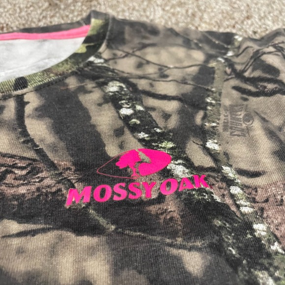 Mossy Oak Women's Camo Pink Logo Long Sleeve Shirt 2XL Hunting Outdoors - Picture 2 of 4